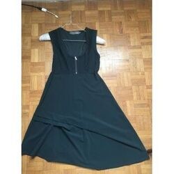 Robe courte Deca Ensemble Robe et Petite Veste