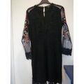 Robe courte Desigual Robe dentelle noire