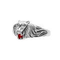 Chevali&egrave;res sur Artemare : Chevali&egrave;re lion en argent petit mod&egrave;le avec oxyde rouge entre les dents