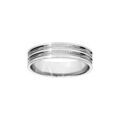 Alliance en argent rhodi&eacute; 5mm avec 2 bandes cisel&eacute;es et liseret au milieu et bords brillants