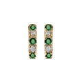 Boucles d'oreille sur Artemare : Cr&eacute;oles en plaqu&eacute; or avec rail d'oxydes verts et blancs altern&eacute;s