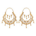 Boucles d'oreille sur Artemare : Cr&eacute;oles ethniques en plaqu&eacute; or orn&eacute;es de cristal synth&eacute;tique blanc avec pampilles - diam&egrave;tre anneaux 23mm