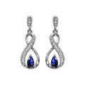 Boucles d'oreille sur Artemare : Boucles d'oreilles pendantes en argent rhodi&eacute; collection joaillerie infini et pierre bleu fonc&eacute; fermoir poussette
