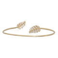 Bracelets sur Artemare : Bracelet jonc en plaqu&eacute; or feuillage oxydes blancs sertis