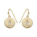 Boucles d'oreille en plaqu&eacute; or ethnique ronde stri&eacute;e avec oxyde blanc serti et fermoir crochet