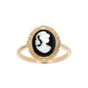 Bague en plaqu&eacute; or Cam&eacute;e sur fond noir contour finement ouvrag&eacute;