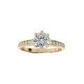 Bague en plaqu&eacute; or solitaire griff&eacute; et oxydes blancs