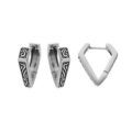 Boucles d'oreille sur Artemare : Boucles d'oreille en acier patin&eacute; forme v large avec motifs tribal