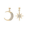 Boucles d'oreille sur Artemare : Boucles d'oreille en plaqu&eacute; or lune et soleil avec oxydes blancs sertis et fermoir poussette