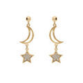 Boucles d'oreille en plaqu&eacute; or lune &eacute;vid&eacute;e et &eacute;toile avec oxydes blancs sertis et fermoir poussette