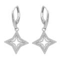 Boucles d'oreille en argent rhodi&eacute; &eacute;toile ajour&eacute;e contour oxydes blancs sertis suspendue et fermoir dormeuse