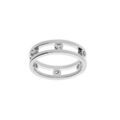 Bague en argent rhodi&eacute; massif anneau ajour&eacute;e avec oxydes blancs sertis Artemare