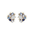Boucles d'oreille en plaqu&eacute; or g&eacute;om&eacute;trie oxydes bleus et blancs et fermoir poussette Artemare