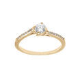 Bague en plaqu&eacute; or solitaire avec oxydes blancs sertis sur fin anneau et 1 oxyde blanc serti griffe