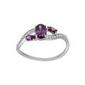 Bague en argent platin&eacute; brins crois&eacute;s avec oxydes violet sertis