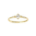 Bague plaqu&eacute; or oxyde blanc serti clos de forme carr&eacute;