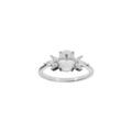Bague en argent rhodi&eacute; avec oxydes blancs en forme de fleur Artemare