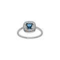 Bague en argent rhodi&eacute; avec oxyde carr&eacute; bleu moyen central et contour d'oxydes blancs