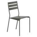 Chaises / bancs sur Saint-Didier-sur-Chalaronne : fermob CHAISE FACTO