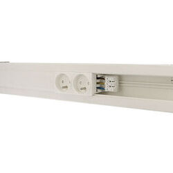ENSTO Goulotte appareillable 80 x 54, un compartiment pour appareillage 45x45