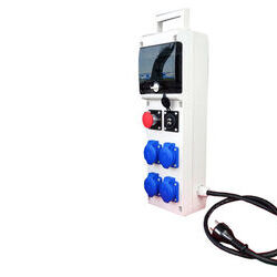 CARRE ROUGE Coffret de chantier monophas&eacute; 4 prises 16A 2P+T + 2 prises USB + 1 arr&ecirc;t d'urgence