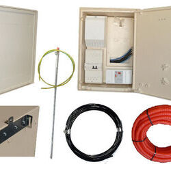 CARRE ROUGE Coffret de chantier TRI 10/30A, raccordement sur poteau