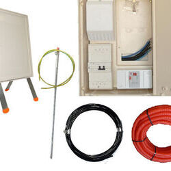 CARRE ROUGE Coffret de chantier TRI 10/30A, raccordement souterrain
