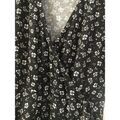 Robe courte Pull&Bear Robe cache coeur &agrave; fleurs Pull amp; Bear Noir