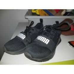 Baskets basses enfant Puma Basket noir