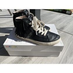 Baskets montantes enfant Geox Baskets montantes Geox J KILWI GIRL noire Taille 37