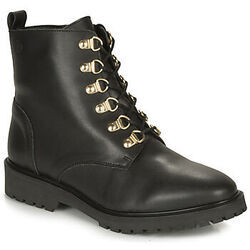 Boots Betty London LYSIS Noir