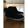 Baskets montantes Converse Converses daim noires montantes &agrave; franges Noir