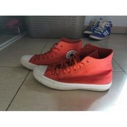 Baskets montantes Converse Converse rouge comme neuves