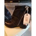 Bottes femme sur Grenoble : Bottines Airstep / A.S.98 Bottines noires neuves