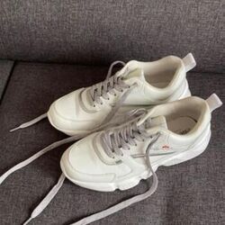 Baskets basses Ellesse Basket Ellesse taille 38 port&eacute; 3 fois Blanc