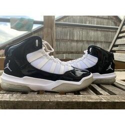 Chaussures Nike Jordan max aura
