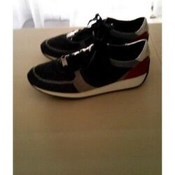 Baskets basses Ara Vends baskets toute neuves car taille trop petite pour moi