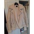 Vestes sur Grenoble : Veste Bershka Manteau beige chaud