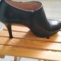 Boots Caf&eacute; Noir Boots en cuir TBE Noir