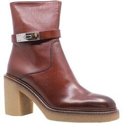 Boots Triver Flight $