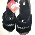 Chaussons / Pantoufles sur Grenoble : Chaussons Friends Pantoufles Friends s&eacute;rie TV neuves Noir