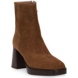 Boots Priv Lab CAMOSCIO TABACCO