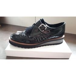 Derbies Regard derbies REGARD