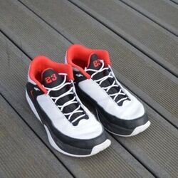 Chaussures Nike Baskets montantes JORDAN