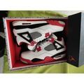 Chaussures Nike Jordan 4