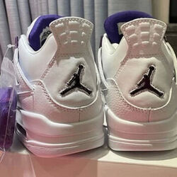 Chaussures Nike Air Jordan 4
