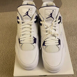 Chaussures Nike Air Jordan 4