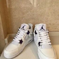 Chaussures Nike Air Jordan 4
