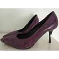 Chaussures escarpins &eacute;ram Escarpins violet talons 8 cm T.39 tout cuir, en tr&egrave;s bon &eacute;tat Violet