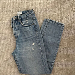 Jeans mom Stradivarius Jean mom taille haute Stradivarius